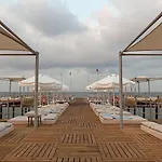 Long Harmony Hotel