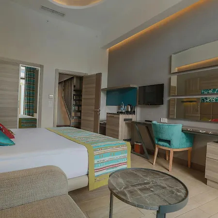 Hotel Long Harmony Turkler