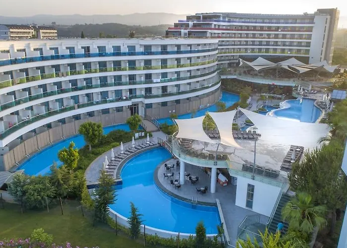 Long Harmony Hotel 5*