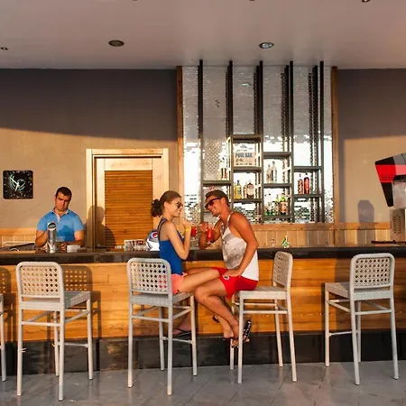 Hotell Long Harmony